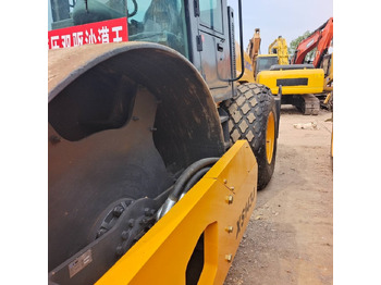 Kompaktor XCMG XS 143J: billede 4