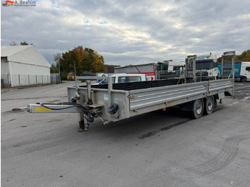 : billede i headeren