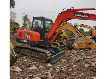 Bæltegravemaskine DOOSAN DH55