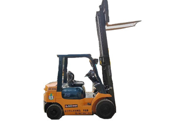 Diesel gaffeltruck TOYOTA FD30: billede 3 Diesel gaffeltruck TOYOTA FD30: billede 3