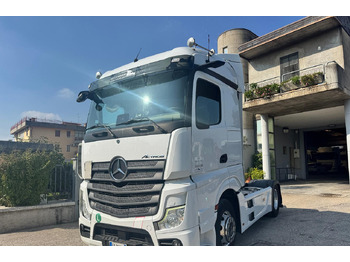 Trækker MERCEDES-BENZ Actros 1848