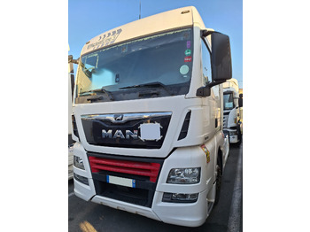 Trækker MAN TGX 18.460