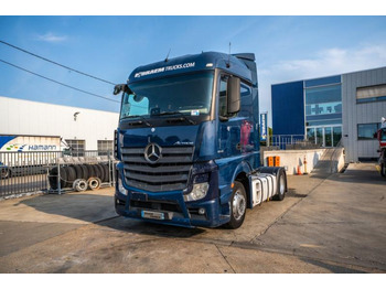 Trækker MERCEDES-BENZ Actros 1846