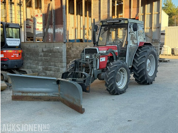Traktor MASSEY FERGUSON 1000 series