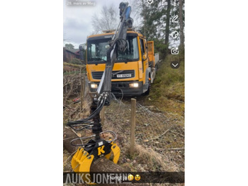 Lastbil med kran 2006 Volvo FL6 med tipp og kran NYLIG EU OK TIL 22.10.2026: billede 5 Lastbil med kran 2006 Volvo FL6 med tipp og kran NYLIG EU OK TIL 22.10.2026: billede 5