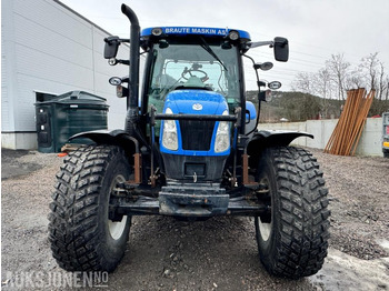 Traktor 2013 New Holland T6.160 - Frontlaster - 1 skuffe - Triangel og toppstag - TRI piggdekk og landbruksdekk: billede 2 Traktor 2013 New Holland T6.160 - Frontlaster - 1 skuffe - Triangel og toppstag - TRI piggdekk og landbruksdekk: billede 2