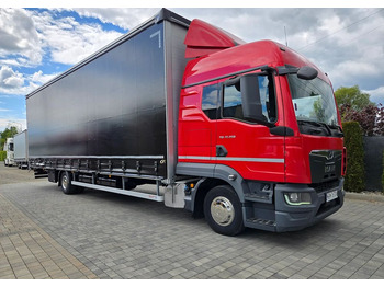 Lastbil med presenning MAN TGL 12.250