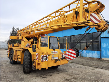 Entreprenørmaskin LIEBHERR LTM 1030