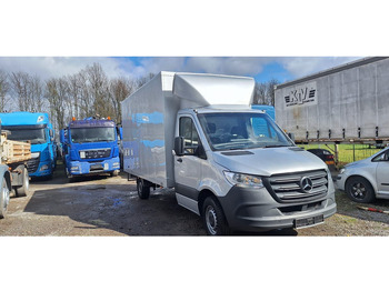 Varebil med kasse MERCEDES-BENZ Sprinter 315