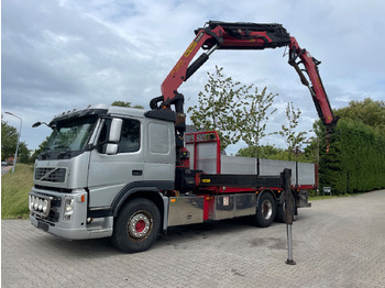 Lastbil med kran VOLVO FM 440