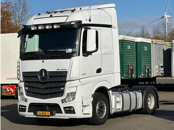 Trækker MERCEDES-BENZ Actros 1943
