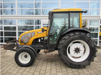 Traktor Valtra A75 4x2 + Fronthef VALMET: billede 2