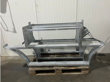 Førerhus og interiør LIEBHERR