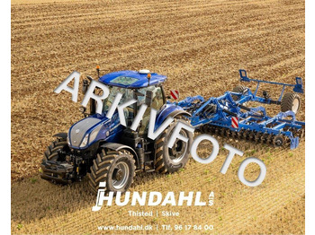 Traktor NEW HOLLAND T7.230
