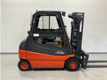 El gaffeltruck LINDE E25