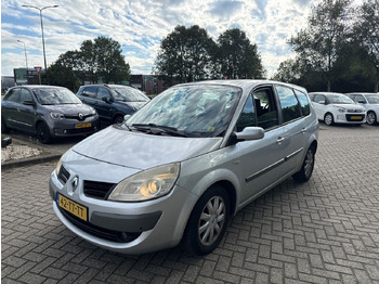 Bil RENAULT