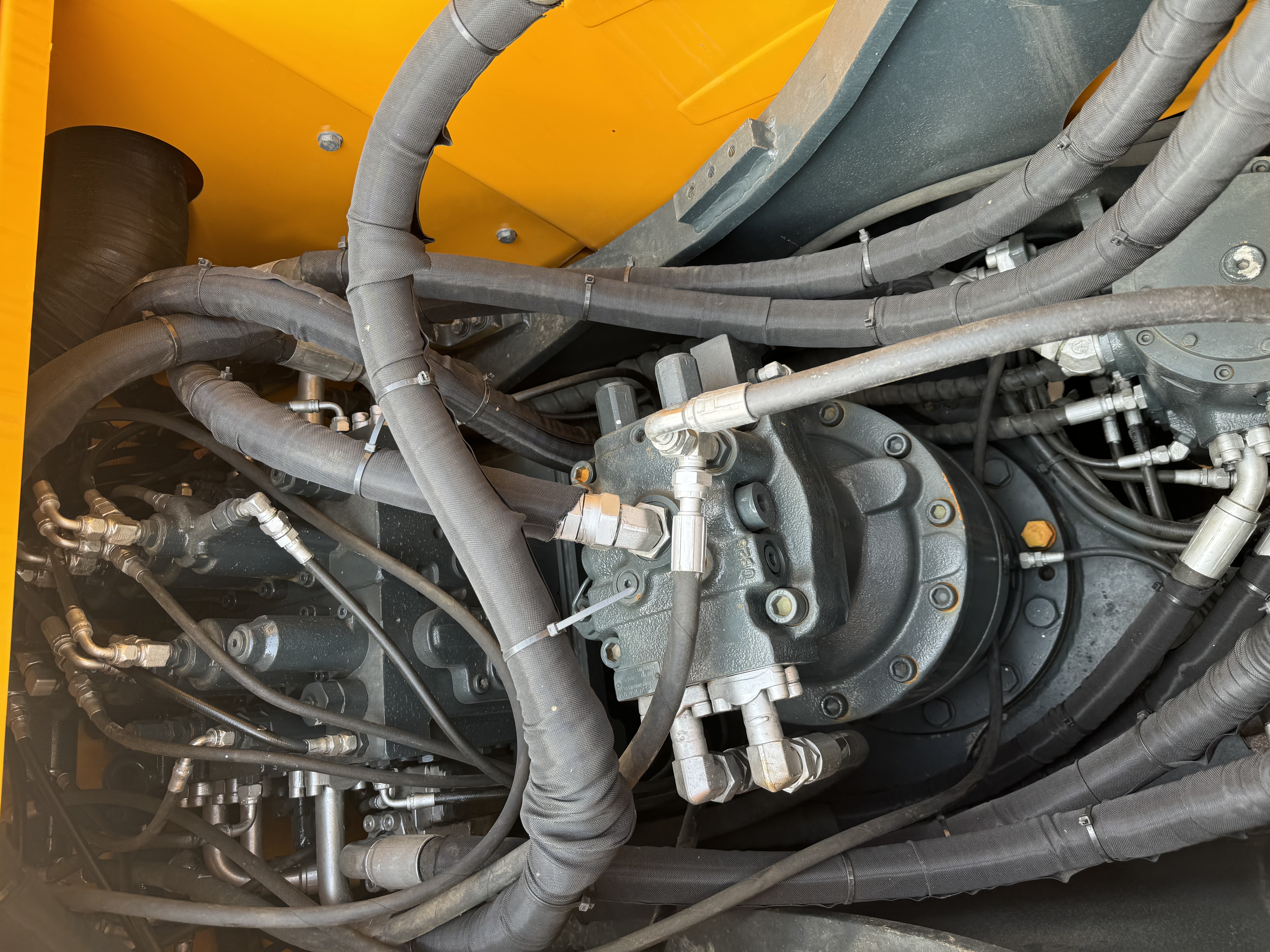 Hjulgravemaskine Hyundai 210W-9: billede 4