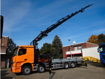 Lastbil med kran MERCEDES-BENZ Arocs