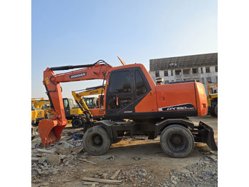Hjulgravemaskine DOOSAN DX150W