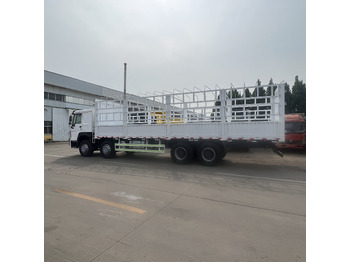 Leje en SINOTRUK HOWO 8*4 Fence Truck SINOTRUK HOWO 8*4 Fence Truck: billede 2