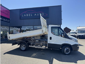 Ladbil med tip IVECO Daily 35c12