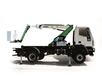 Lastbil med mandskabslift COMET