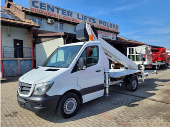 Lastbil med mandskabslift RUTHMANN