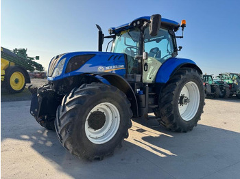Traktor NEW HOLLAND T7
