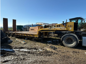 Nedbygget platform sættevogn ACTM