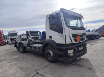 : billede i headeren