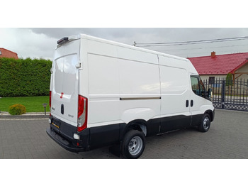 Varevogn Iveco Daily 35C13 Blaszak L3H2 na bliźniakach VAT 23: billede 3 Varevogn Iveco Daily 35C13 Blaszak L3H2 na bliźniakach VAT 23: billede 3