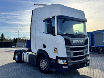 Trækker SCANIA R 450