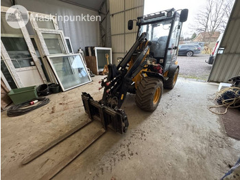 Gummihjulslæsser JCB 403