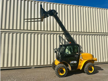 Teleskop truck JCB