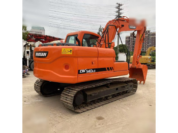 Bæltegravemaskine DOOSAN DX140
