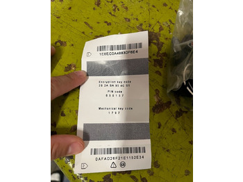 Ny Førerhus og interiør for Lastbil NOWA stacyjka+ kluczyki Scania R S 2487305 kody: billede 4 Ny Førerhus og interiør for Lastbil NOWA stacyjka+ kluczyki Scania R S 2487305 kody: billede 4