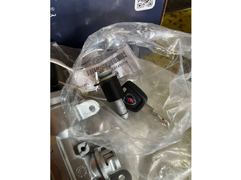 Ny Førerhus og interiør for Lastbil NOWA stacyjka+ kluczyki Scania R S 2487305 kody: billede 5 Ny Førerhus og interiør for Lastbil NOWA stacyjka+ kluczyki Scania R S 2487305 kody: billede 5