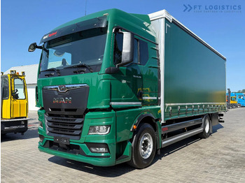 Lastbil med presenning MAN TGX 18.470