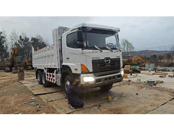 Tipvogn lastbil HINO