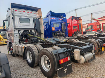 Trækker AUMAN 560HP: billede 5 Trækker AUMAN 560HP: billede 5