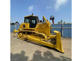 Bulldozer KOMATSU D65