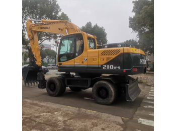 Hjulgravemaskine HYUNDAI R210