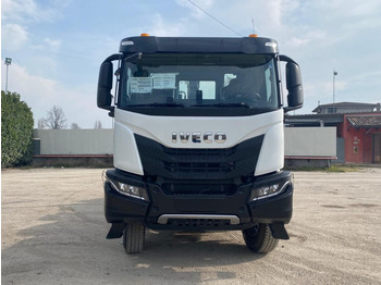Leje en IVECO TRAKKER T-WAY AD510 NUOVO SCARRABILE IVECO TRAKKER T-WAY AD510 NUOVO SCARRABILE: billede 2 Leje en IVECO TRAKKER T-WAY AD510 NUOVO SCARRABILE IVECO TRAKKER T-WAY AD510 NUOVO SCARRABILE: billede 2