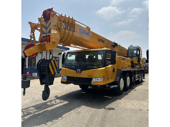 : billede i headeren