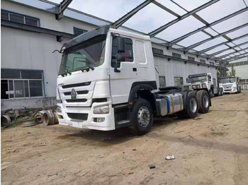 Trækker SINOTRUK HOWO