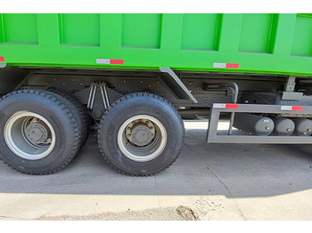 Ny Tipvogn lastbil til transportering løsevarer SINOTRUK Sinotruk Howo 8x4 Dump Truck for Sale Near Me in Ghana: billede 4 Ny Tipvogn lastbil til transportering løsevarer SINOTRUK Sinotruk Howo 8x4 Dump Truck for Sale Near Me in Ghana: billede 4