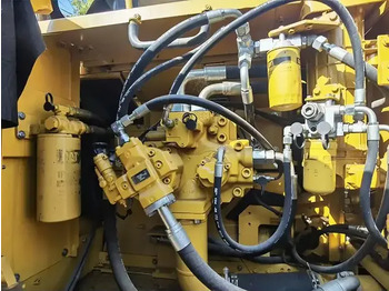 Bæltegravemaskine 2022 Caterpillar 330D: billede 3