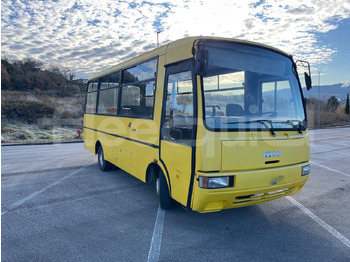 Skolebus IVECO