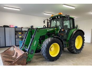 Traktor JOHN DEERE 6330