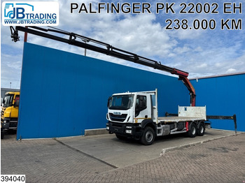Lastbil med lad IVECO X-WAY